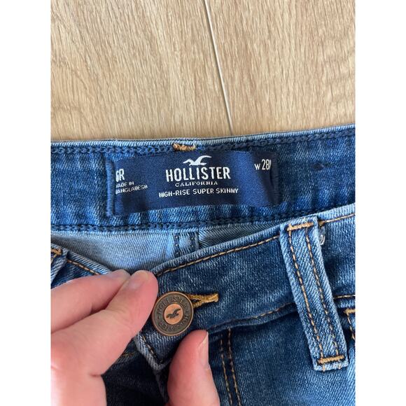 Hollister skinny high rise jeans - Picture 3 of 6
